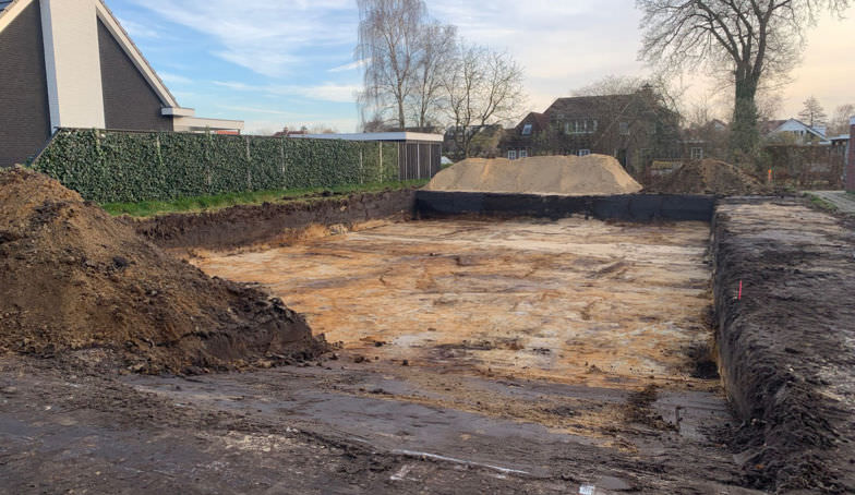 Bouw gestart voor de woning van de familie Olde Meule op het Spikkert te Weerselo!