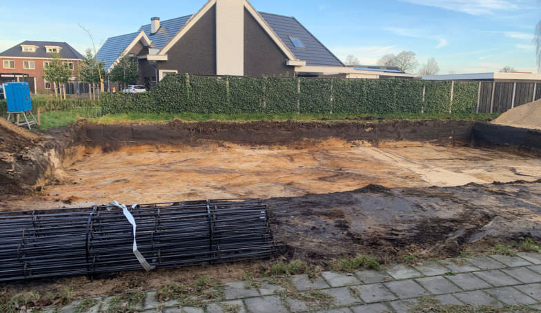 Bouw gestart voor de woning van de familie Olde Meule op het Spikkert te Weerselo!