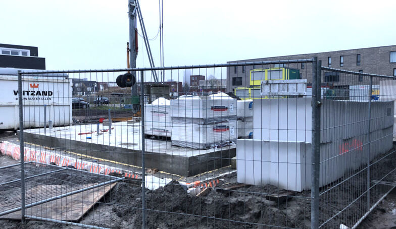 De eerste foto's van de gezamenlijke bouw op het Janninkkwartier kavels 20 en 21!