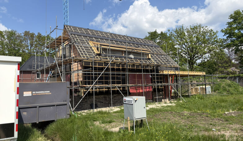 Nieuwe foto's van de bouw op Het Leuriks kavel 33!