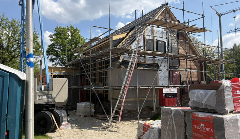 Nieuwe foto's van de bouw op Het Leuriks kavel 33!