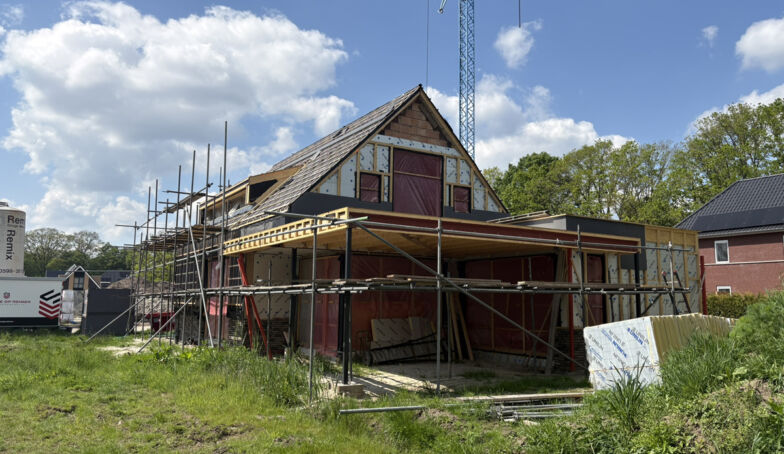 Nieuwe foto's van de bouw op Het Leuriks kavel 33!