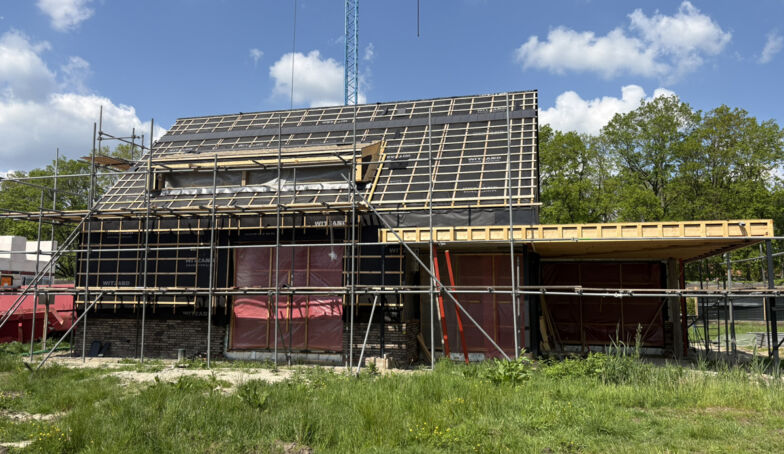 Nieuwe foto's van de bouw op Het Leuriks kavel 33!