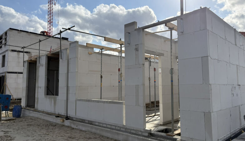 Nieuwe foto's van de bouwen EriMon, YvoR en Elstar op de Marskant Hengelo!