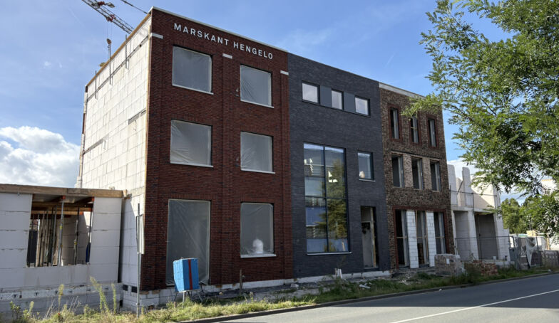 De vijf bouwen op de Marskant Hengelo staan er mooi bij!