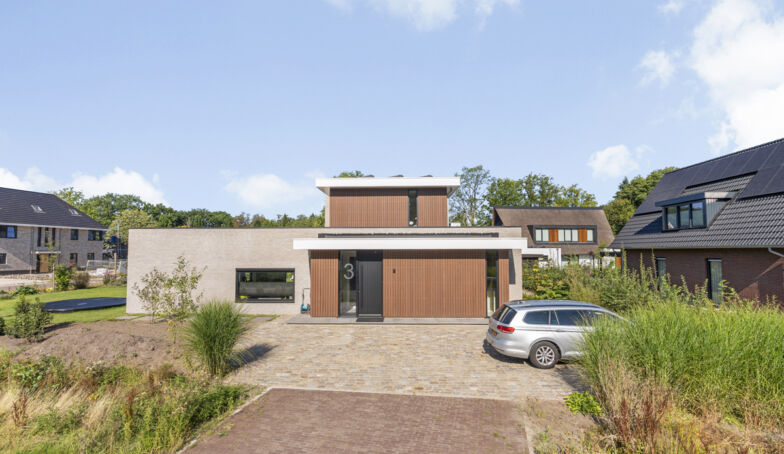 Benger.photo zet FL.167 op het Vaneker Enschede op de plaat!