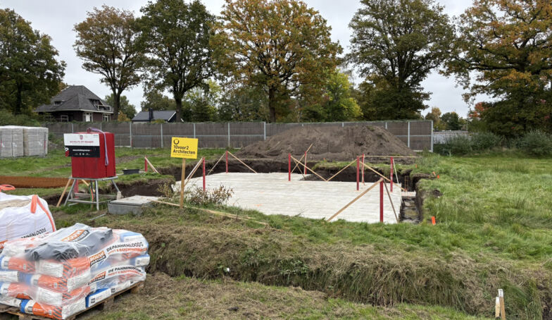 De bouw is gestart voor de vrijstaande woning op Het Leuriks 33!